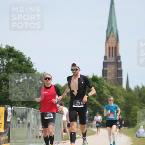 22.06.2025 - Viking Triathlon H.Heesch http://msf.ph/oto/8099656 22.06.2025 13:17:19 Laufen 272, 430, 554, 630 meine-sportfotos.de