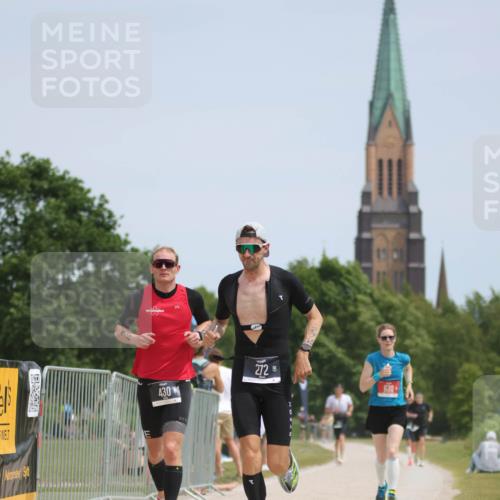 22.06.2025 - Viking Triathlon H.Heesch http://msf.ph/oto/8099659 22.06.2025 13:17:19 Laufen 272, 430, 554, 630 meine-sportfotos.de