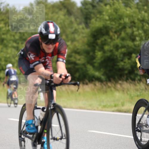 22.06.2025 - Viking Triathlon Yannick Fuchs http://msf.ph/oto/8099670 22.06.2025 12:02:46 Radfahren 19, 40, 84, 122, 127, 137, 187, 209, 240, 244, 316, 317, 374, 377, 395, 428, 452, 506, 531, 630 meine-sportfotos.de