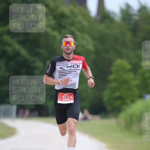 22.06.2025 - Viking Triathlon H.Heesch http://msf.ph/oto/8099678 22.06.2025 12:46:52 Laufen 652 meine-sportfotos.de