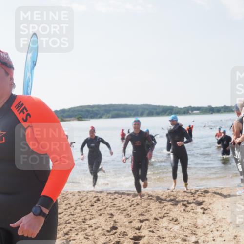 22.06.2025 - Viking Triathlon MichiJ http://msf.ph/oto/8099706 22.06.2025 10:44:17 Schwimmen 103, 123, 130, 343, 439, 467, 650 meine-sportfotos.de