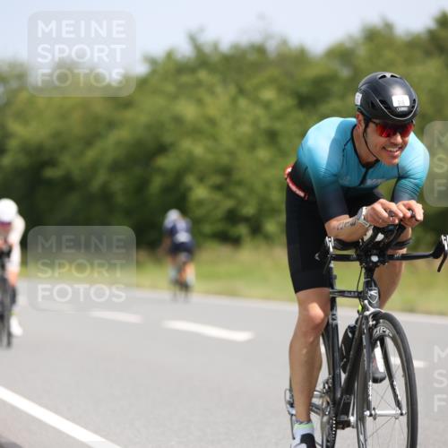 22.06.2025 - Viking Triathlon Yannick Fuchs http://msf.ph/oto/8099714 22.06.2025 12:02:47 Radfahren 19, 40, 84, 122, 127, 137, 187, 209, 240, 244, 316, 317, 377, 395, 428, 452, 506, 531 meine-sportfotos.de