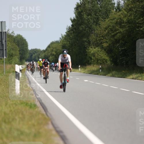22.06.2025 - Viking Triathlon Yannick Fuchs http://msf.ph/oto/8099719 22.06.2025 11:24:09 Radfahren 313, 383, 396, 436, 540, 618 meine-sportfotos.de