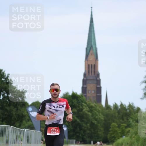 22.06.2025 - Viking Triathlon H.Heesch http://msf.ph/oto/8099722 22.06.2025 12:46:55 Laufen 652 meine-sportfotos.de