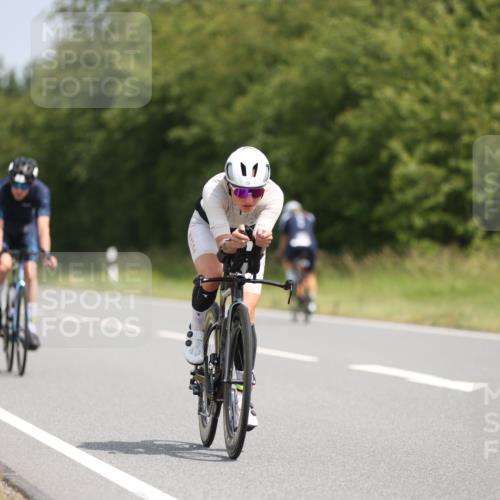 22.06.2025 - Viking Triathlon Yannick Fuchs http://msf.ph/oto/8099738 22.06.2025 12:02:47 Radfahren 19, 40, 84, 122, 127, 137, 187, 209, 240, 244, 316, 317, 377, 395, 428, 452, 506, 531 meine-sportfotos.de