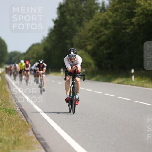22.06.2025 - Viking Triathlon Yannick Fuchs http://msf.ph/oto/8099750 22.06.2025 11:24:11 Radfahren 313, 383, 396, 540, 618 meine-sportfotos.de