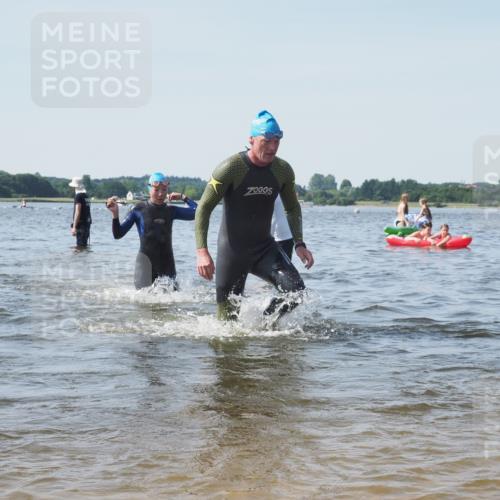 22.06.2025 - Viking Triathlon KatJ http://msf.ph/oto/8099753 22.06.2025 10:32:46 Schwimmen 80, 208, 278, 554 meine-sportfotos.de