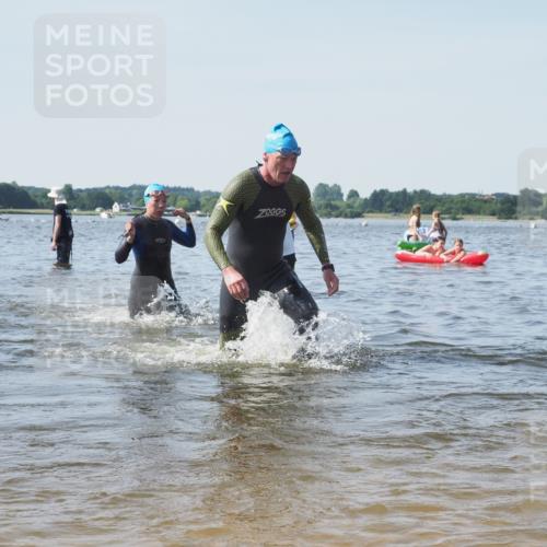 22.06.2025 - Viking Triathlon KatJ http://msf.ph/oto/8099764 22.06.2025 10:32:46 Schwimmen 80, 208, 278, 554 meine-sportfotos.de