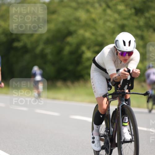 22.06.2025 - Viking Triathlon Yannick Fuchs http://msf.ph/oto/8099773 22.06.2025 12:02:48 Radfahren 19, 40, 84, 122, 127, 137, 187, 209, 240, 244, 316, 377, 395, 428, 452, 506, 531 meine-sportfotos.de
