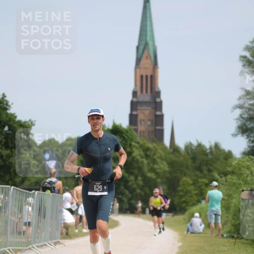 22.06.2025 - Viking Triathlon H.Heesch http://msf.ph/oto/8099775 22.06.2025 13:17:33 Laufen 10, 299, 386, 529 meine-sportfotos.de