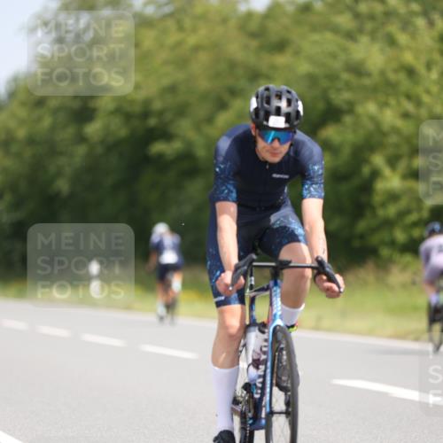 22.06.2025 - Viking Triathlon Yannick Fuchs http://msf.ph/oto/8099801 22.06.2025 12:02:49 Radfahren 19, 39, 84, 122, 127, 137, 187, 209, 240, 244, 316, 377, 428, 452, 531 meine-sportfotos.de