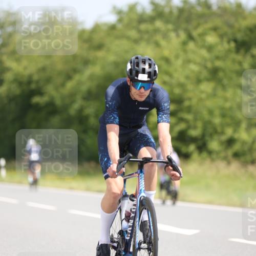 22.06.2025 - Viking Triathlon Yannick Fuchs http://msf.ph/oto/8099809 22.06.2025 12:02:49 Radfahren 19, 39, 84, 122, 127, 137, 187, 209, 240, 244, 316, 377, 428, 452, 531 meine-sportfotos.de
