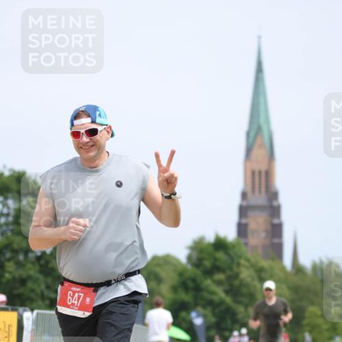 22.06.2025 - Viking Triathlon H.Heesch http://msf.ph/oto/8099810 22.06.2025 13:32:39 Laufen 335, 647 meine-sportfotos.de