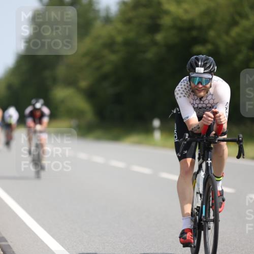22.06.2025 - Viking Triathlon Yannick Fuchs http://msf.ph/oto/8099812 22.06.2025 11:24:12 Radfahren 313, 383, 396, 540, 618 meine-sportfotos.de