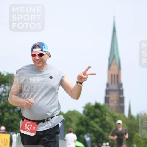 22.06.2025 - Viking Triathlon H.Heesch http://msf.ph/oto/8099819 22.06.2025 13:32:39 Laufen 335, 647 meine-sportfotos.de