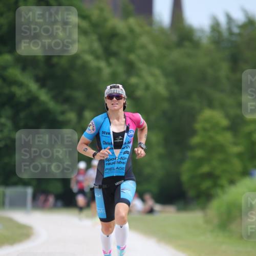 22.06.2025 - Viking Triathlon H.Heesch http://msf.ph/oto/8099831 22.06.2025 12:48:16 Laufen 9 meine-sportfotos.de
