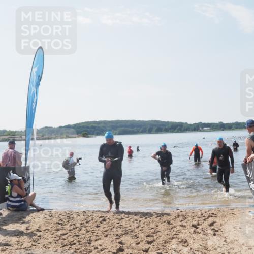 22.06.2025 - Viking Triathlon MichiJ http://msf.ph/oto/8099842 22.06.2025 10:44:22 Schwimmen 103, 130, 205, 219, 439, 467 meine-sportfotos.de