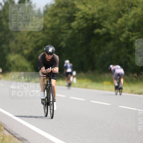 22.06.2025 - Viking Triathlon Yannick Fuchs http://msf.ph/oto/8099862 22.06.2025 12:02:50 Radfahren 19, 39, 84, 122, 127, 137, 187, 240, 244, 316, 377, 428, 452, 531 meine-sportfotos.de