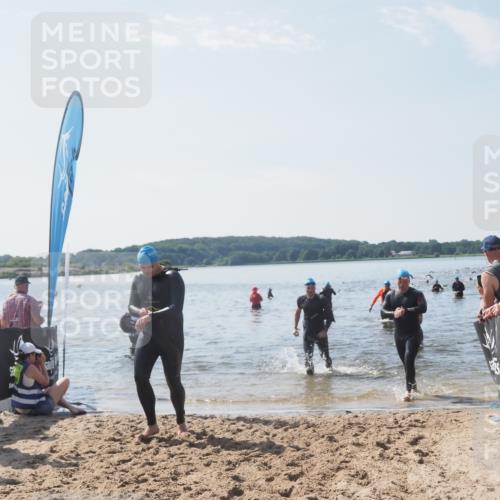 22.06.2025 - Viking Triathlon MichiJ http://msf.ph/oto/8099884 22.06.2025 10:44:23 Schwimmen 103, 130, 205, 219, 439, 467 meine-sportfotos.de