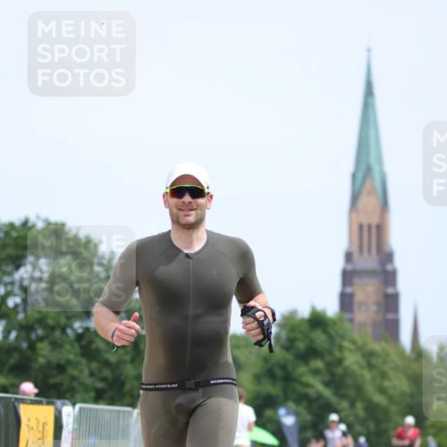 22.06.2025 - Viking Triathlon H.Heesch http://msf.ph/oto/8099888 22.06.2025 13:32:44 Laufen 335, 647 meine-sportfotos.de