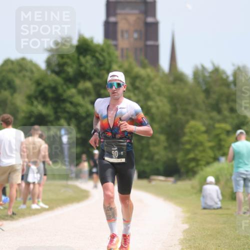 22.06.2025 - Viking Triathlon H.Heesch http://msf.ph/oto/8099903 22.06.2025 13:17:49 Laufen 90 meine-sportfotos.de