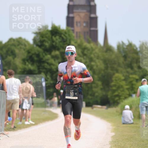 22.06.2025 - Viking Triathlon H.Heesch http://msf.ph/oto/8099907 22.06.2025 13:17:49 Laufen 90 meine-sportfotos.de