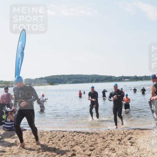22.06.2025 - Viking Triathlon MichiJ http://msf.ph/oto/8099918 22.06.2025 10:44:24 Schwimmen 103, 130, 205, 219, 439, 467 meine-sportfotos.de