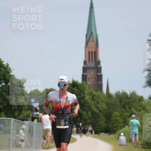 22.06.2025 - Viking Triathlon H.Heesch http://msf.ph/oto/8099921 22.06.2025 13:17:50 Laufen 90 meine-sportfotos.de