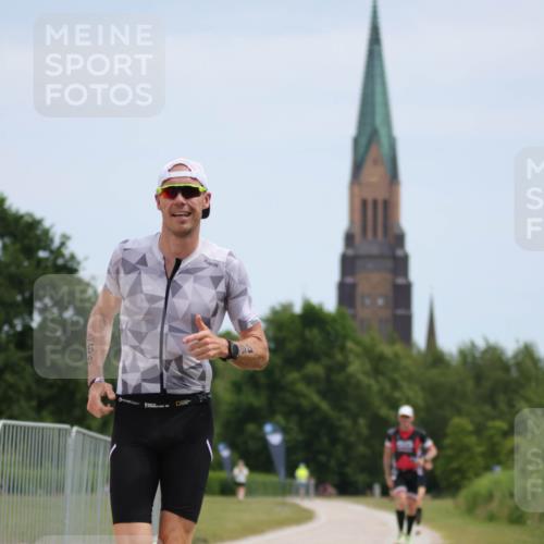22.06.2025 - Viking Triathlon H.Heesch http://msf.ph/oto/8099926 22.06.2025 12:48:41 Laufen 485 meine-sportfotos.de