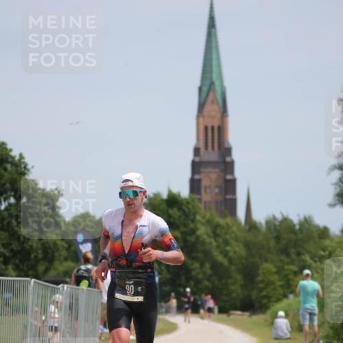 22.06.2025 - Viking Triathlon H.Heesch http://msf.ph/oto/8099930 22.06.2025 13:17:51 Laufen 90 meine-sportfotos.de