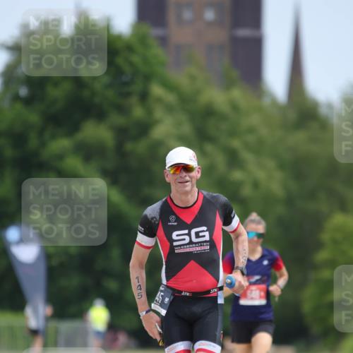 22.06.2025 - Viking Triathlon H.Heesch http://msf.ph/oto/8099956 22.06.2025 12:48:45 Laufen 145, 485, 648 meine-sportfotos.de