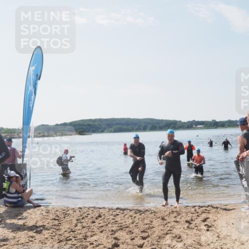 22.06.2025 - Viking Triathlon MichiJ http://msf.ph/oto/8099959 22.06.2025 10:44:24 Schwimmen 103, 130, 205, 219, 439, 467 meine-sportfotos.de