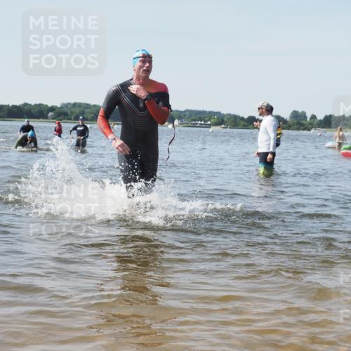 22.06.2025 - Viking Triathlon KatJ http://msf.ph/oto/8099962 22.06.2025 10:32:51 Schwimmen 113, 208, 278, 287, 554 meine-sportfotos.de
