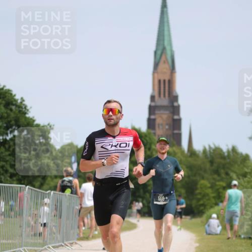 22.06.2025 - Viking Triathlon H.Heesch http://msf.ph/oto/8099978 22.06.2025 13:18:15 Laufen 456, 550, 652 meine-sportfotos.de