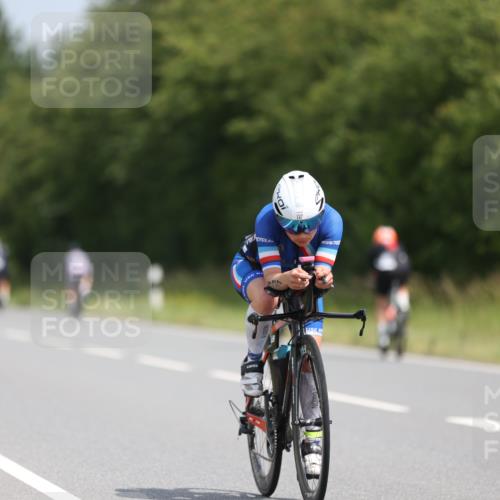22.06.2025 - Viking Triathlon Yannick Fuchs http://msf.ph/oto/8100020 22.06.2025 12:02:53 Radfahren 39, 69, 84, 127, 137, 240, 244, 377, 531 meine-sportfotos.de