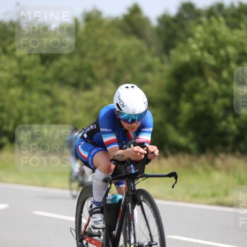 22.06.2025 - Viking Triathlon Yannick Fuchs http://msf.ph/oto/8100087 22.06.2025 12:02:54 Radfahren 39, 69, 84, 127, 137, 240, 531, 617 meine-sportfotos.de