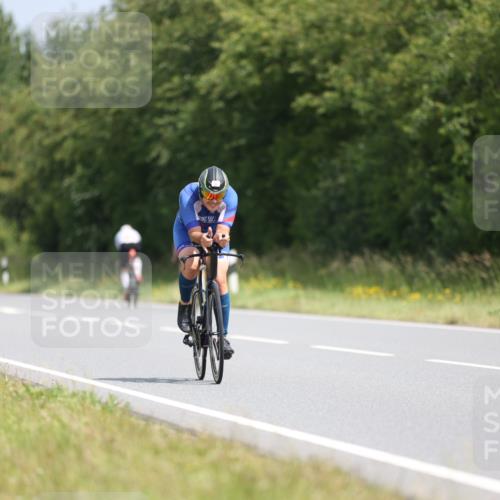 22.06.2025 - Viking Triathlon Yannick Fuchs http://msf.ph/oto/8100099 22.06.2025 12:03:12 Radfahren 10, 113, 123, 135, 168, 226, 312, 315, 393, 461, 544 meine-sportfotos.de