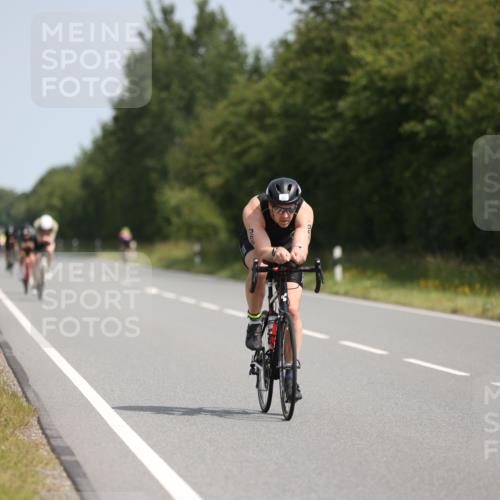 22.06.2025 - Viking Triathlon Yannick Fuchs http://msf.ph/oto/8100103 22.06.2025 11:24:25 Radfahren 122, 160, 178, 241, 247, 319, 366, 518, 544, 617, 620 meine-sportfotos.de