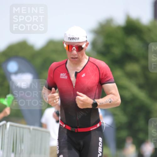 22.06.2025 - Viking Triathlon H.Heesch http://msf.ph/oto/8100127 22.06.2025 13:32:54 Laufen 284, 416, 511 meine-sportfotos.de