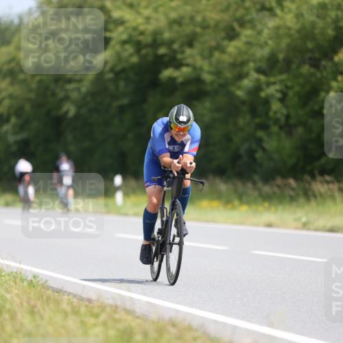 22.06.2025 - Viking Triathlon Yannick Fuchs http://msf.ph/oto/8100128 22.06.2025 12:03:13 Radfahren 10, 113, 123, 135, 168, 224, 226, 243, 312, 315, 393, 461 meine-sportfotos.de