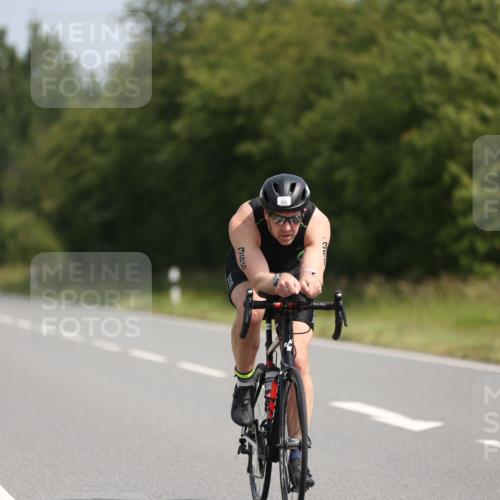 22.06.2025 - Viking Triathlon Yannick Fuchs http://msf.ph/oto/8100129 22.06.2025 11:24:26 Radfahren 122, 160, 178, 241, 247, 319, 366, 518, 544, 617, 620 meine-sportfotos.de