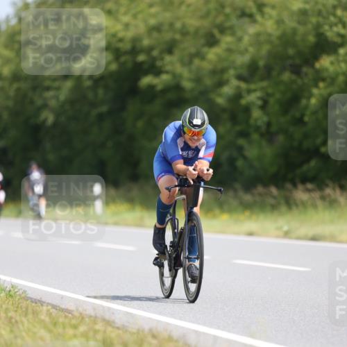22.06.2025 - Viking Triathlon Yannick Fuchs http://msf.ph/oto/8100137 22.06.2025 12:03:13 Radfahren 10, 113, 123, 135, 168, 224, 226, 243, 312, 315, 393, 461 meine-sportfotos.de