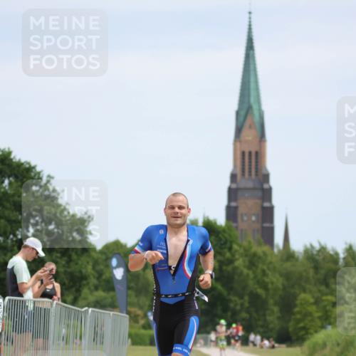 22.06.2025 - Viking Triathlon H.Heesch http://msf.ph/oto/8100146 22.06.2025 12:49:39 Laufen 347, 544 meine-sportfotos.de