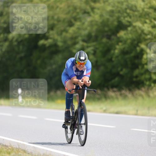 22.06.2025 - Viking Triathlon Yannick Fuchs http://msf.ph/oto/8100147 22.06.2025 12:03:13 Radfahren 10, 113, 123, 135, 168, 224, 226, 243, 312, 315, 393, 461 meine-sportfotos.de