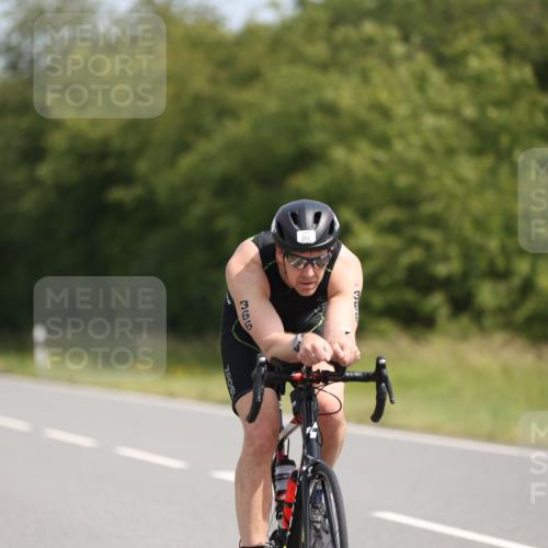22.06.2025 - Viking Triathlon Yannick Fuchs http://msf.ph/oto/8100151 22.06.2025 11:24:26 Radfahren 122, 160, 178, 241, 247, 319, 366, 518, 544, 617, 620 meine-sportfotos.de