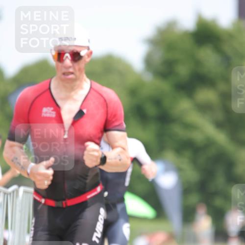 22.06.2025 - Viking Triathlon H.Heesch http://msf.ph/oto/8100163 22.06.2025 13:32:54 Laufen 284, 416, 511 meine-sportfotos.de