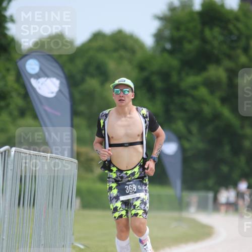 22.06.2025 - Viking Triathlon H.Heesch http://msf.ph/oto/8100164 22.06.2025 12:49:51 Laufen 368 meine-sportfotos.de
