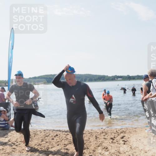 22.06.2025 - Viking Triathlon MichiJ http://msf.ph/oto/8100169 22.06.2025 10:44:28 Schwimmen 103, 130, 205, 219 meine-sportfotos.de