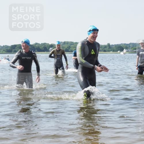 22.06.2025 - Viking Triathlon KatJ http://msf.ph/oto/8100173 22.06.2025 10:33:02 Schwimmen 91, 113, 287, 399 meine-sportfotos.de