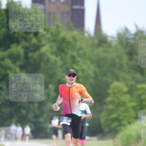 22.06.2025 - Viking Triathlon H.Heesch http://msf.ph/oto/8100181 22.06.2025 12:49:57 Laufen 33, 368 meine-sportfotos.de